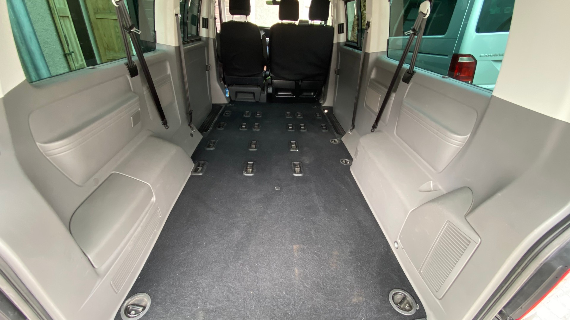 VW T6.1 Caravelle 2.0 Bi-TDI Comfortline 4Motion DSG LWB-image-8