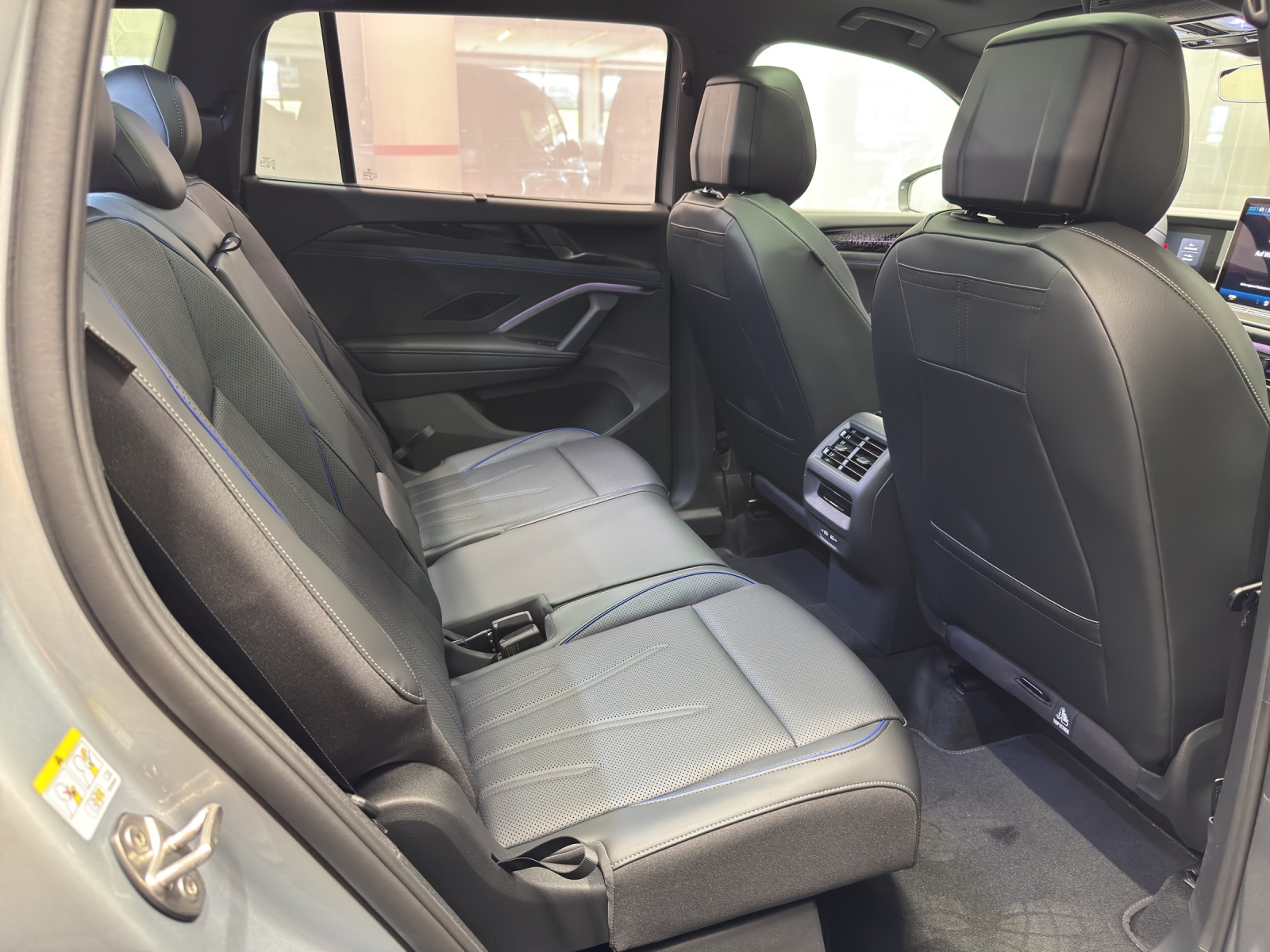 VW Tayron 2.0 TDI SCR R-Line United DSG 4motion-image-9
