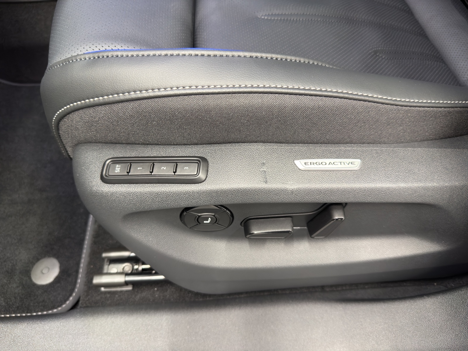 VW Tayron 2.0 TDI SCR R-Line United DSG 4motion-image-14