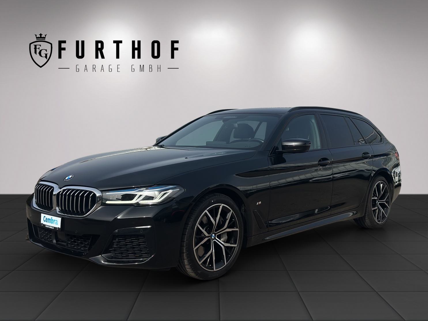 BMW 540i xDrive 48V Touring Pure M Sport Steptronic-image-0