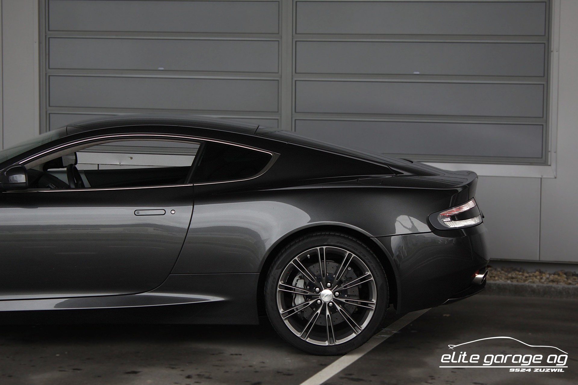 ASTON MARTIN Virage Coupé V12 5.9-48 Touchtronic2-image-12