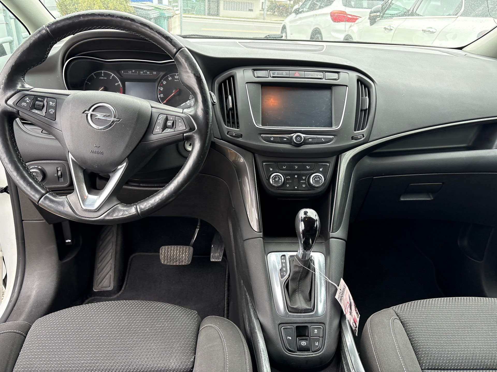 OPEL Zafira 1.6i 16V Turbo Enjoy Automatic-image-9