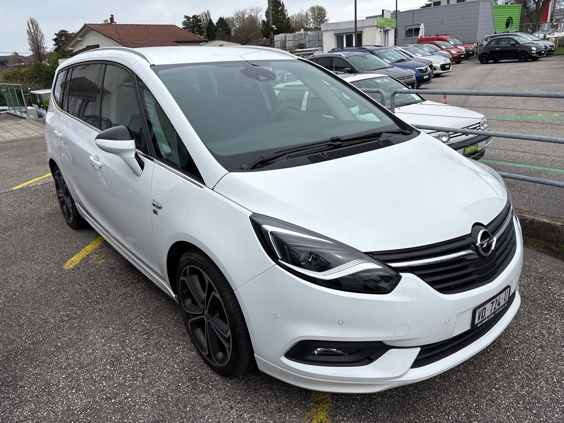 OPEL Zafira 1.6i 16V Turbo Enjoy Automatic-image-1