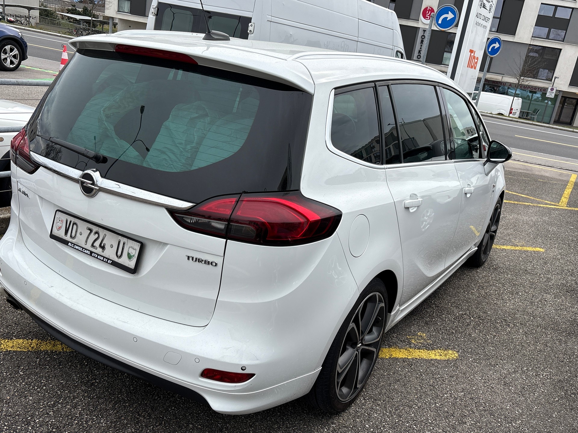 OPEL Zafira 1.6i 16V Turbo Enjoy Automatic-image-4