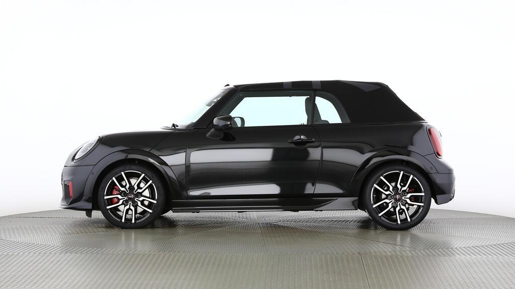 MINI John Cooper Works Cabrio-image-2