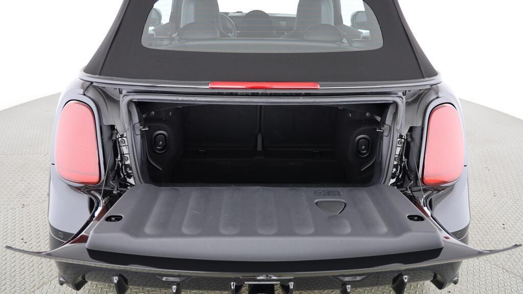 MINI John Cooper Works Cabrio-image-18