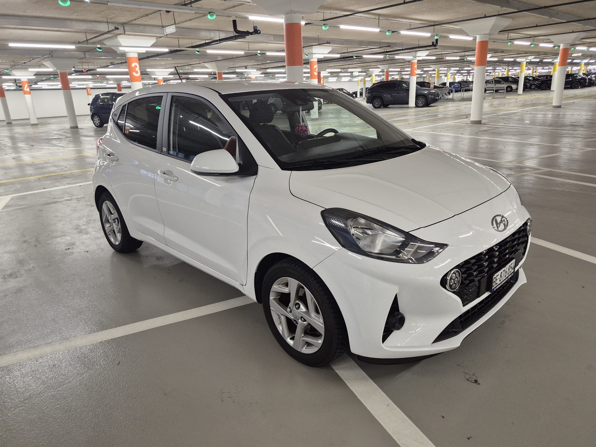 HYUNDAI i10 1.2 Amplia-image-0