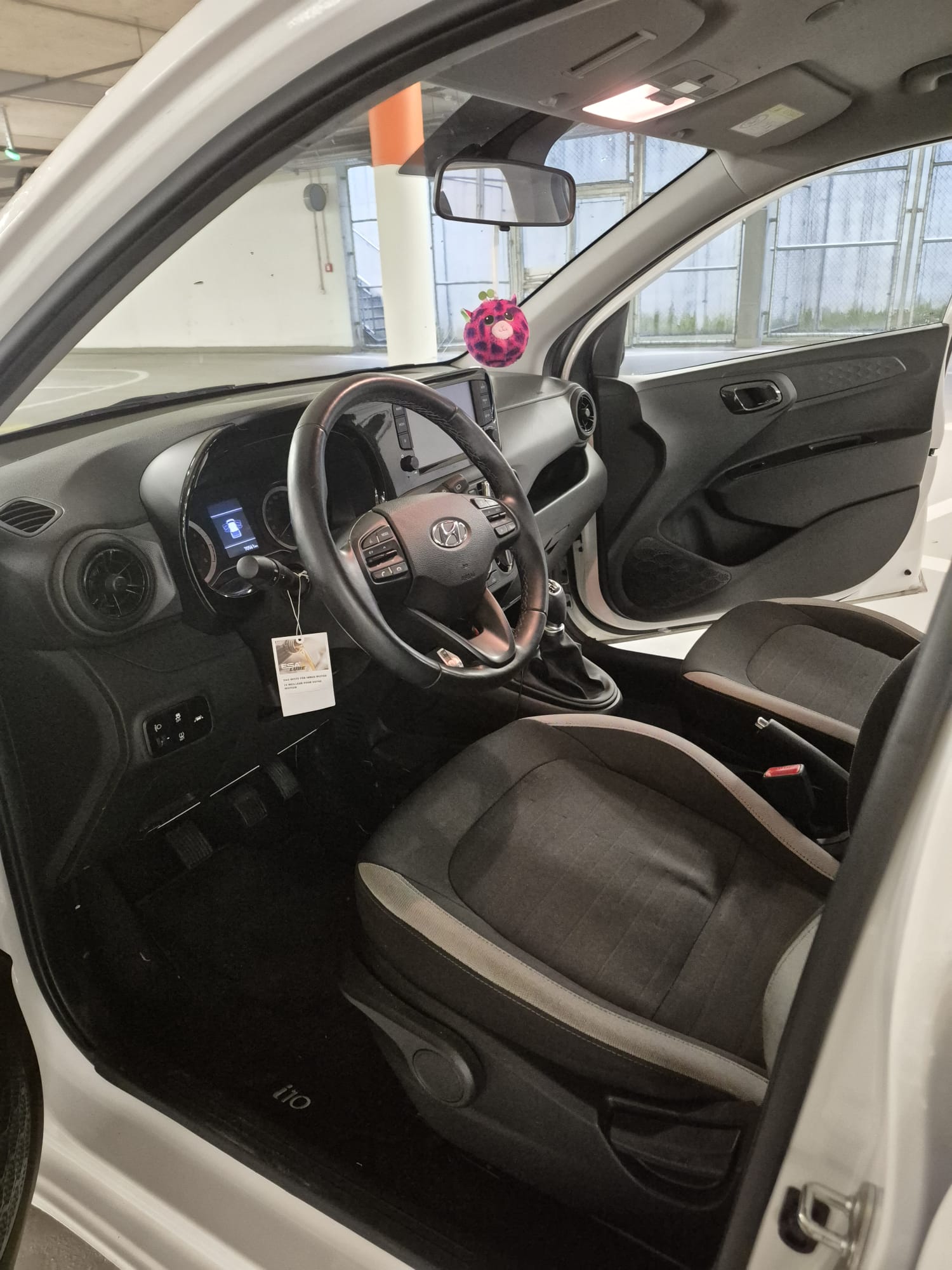 HYUNDAI i10 1.2 Amplia-image-3