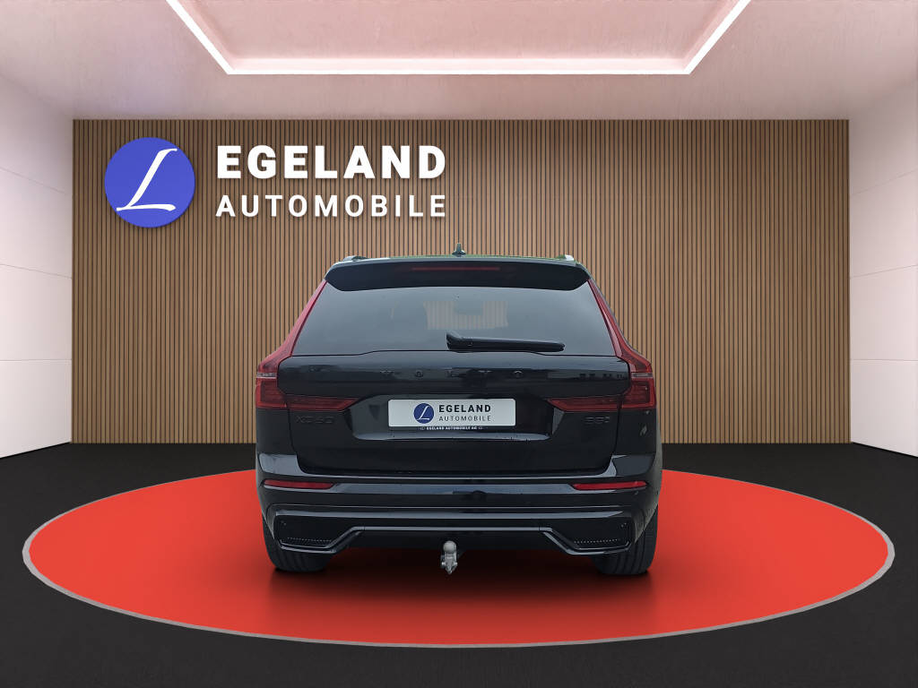 VOLVO XC60 2.0 B5 MH Black Edition AWD-image-5