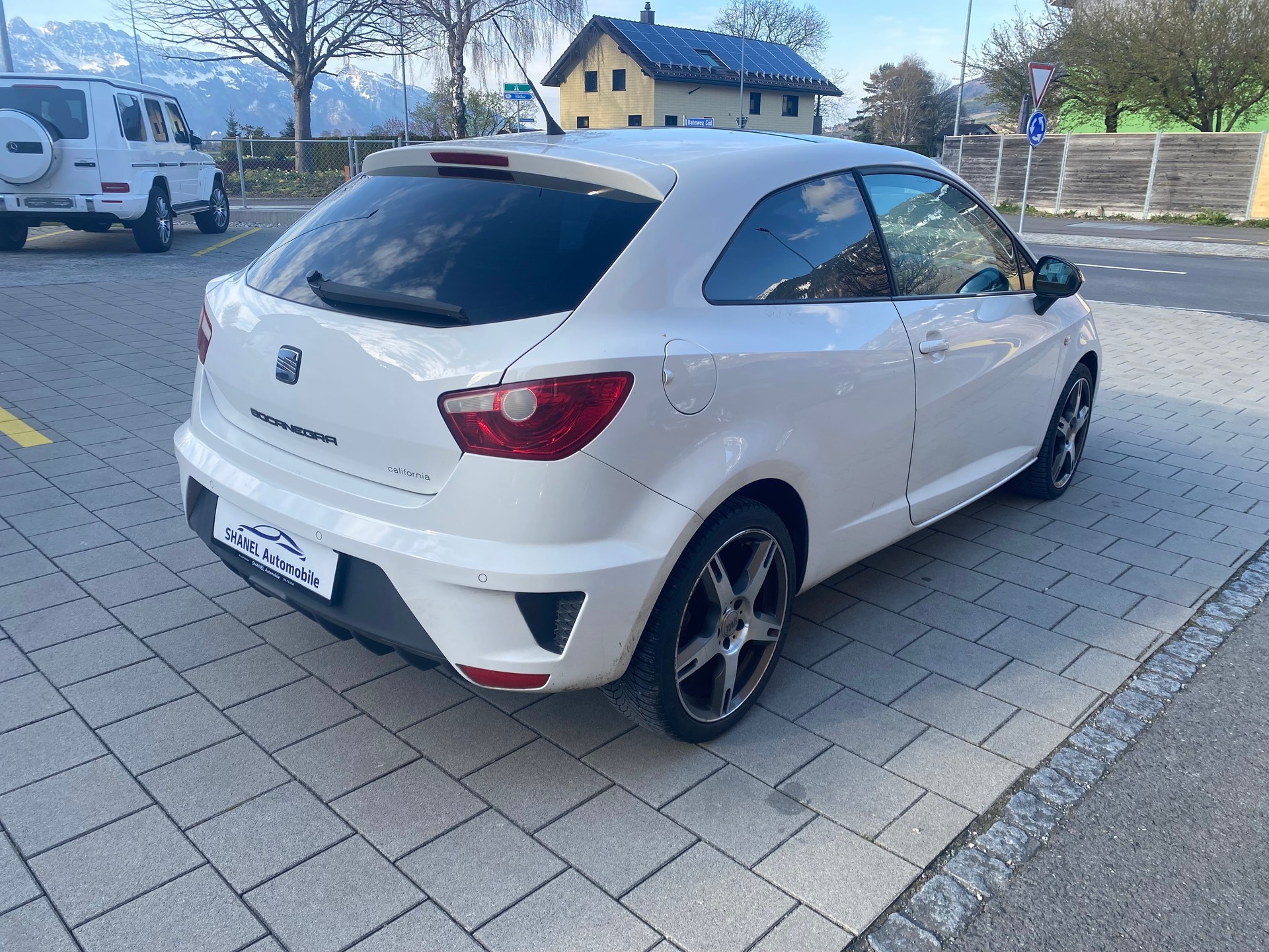 SEAT Ibiza SC 1.4 TSI Cupra DSG-image-3
