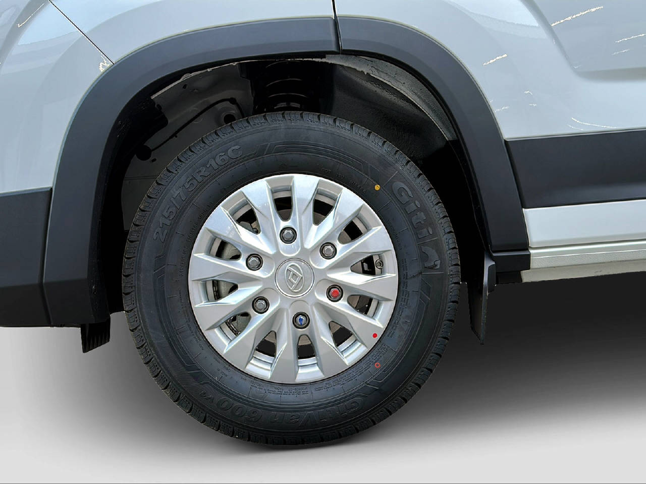 MAXUS Deliver 9 Kaw. L3H2 2.0 TD Luxury-image-14