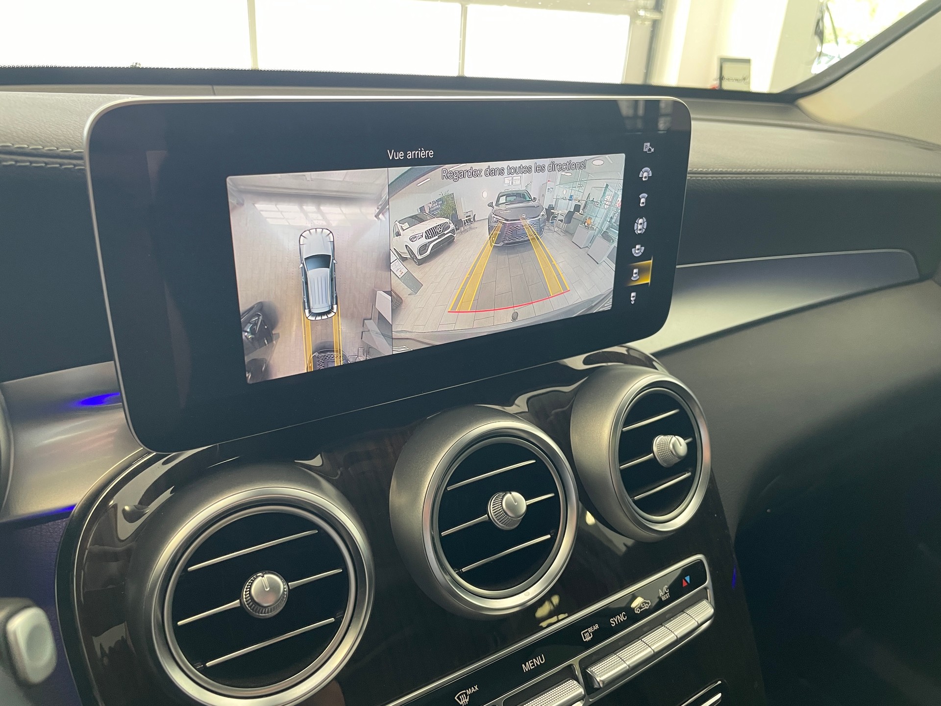 MERCEDES-BENZ GLC 300 4Matic 9G-Tronic-image-21