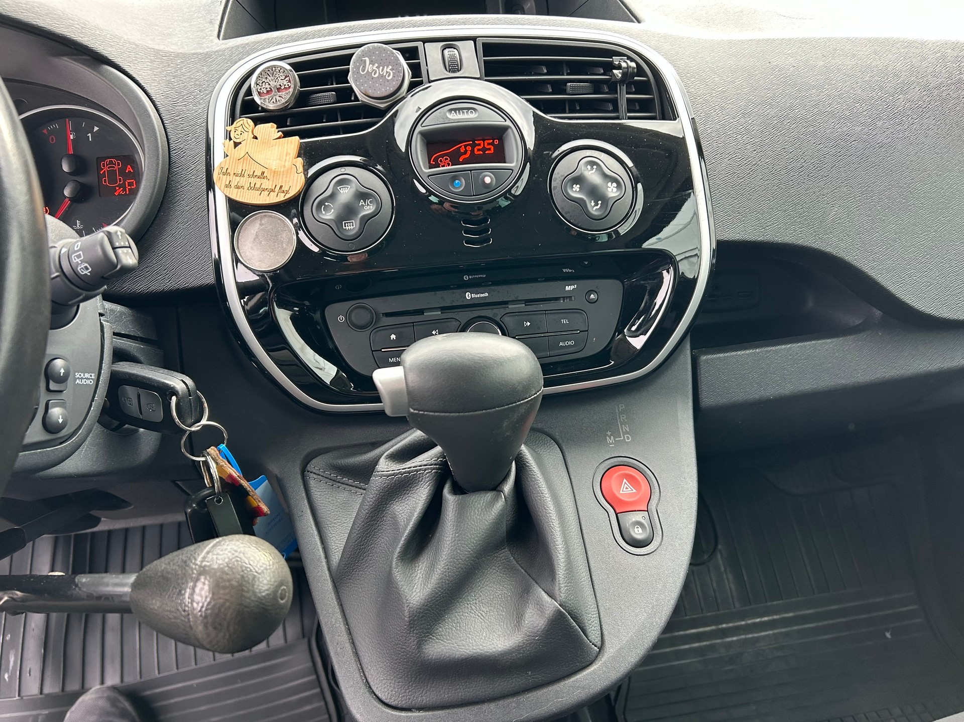 RENAULT Kangoo 1.5 dCi Story EDC-image-12