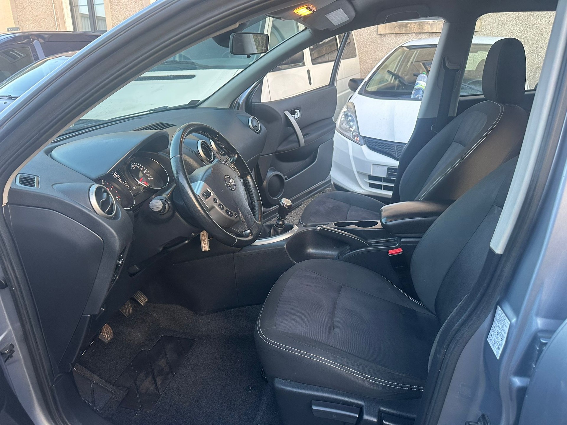 NISSAN Qashqai 1.6 dCi iStop acenta-image-11