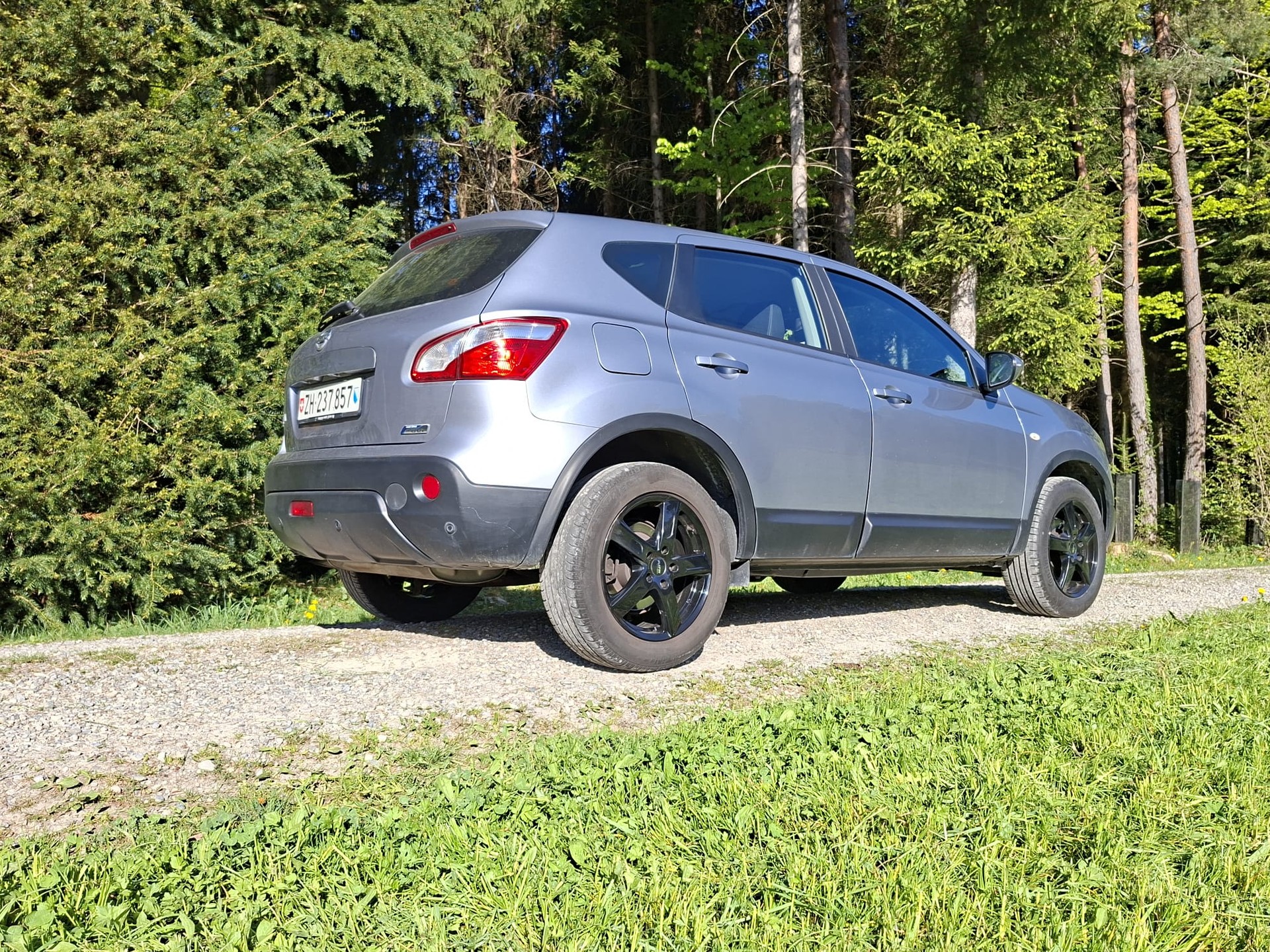 NISSAN Qashqai 1.6 dCi iStop acenta-image-3