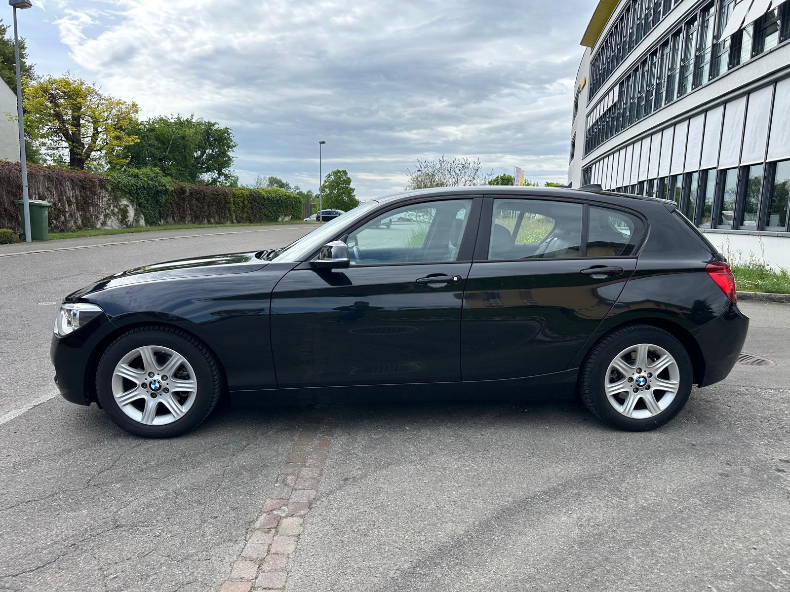 BMW 116i Steptronic-image-3