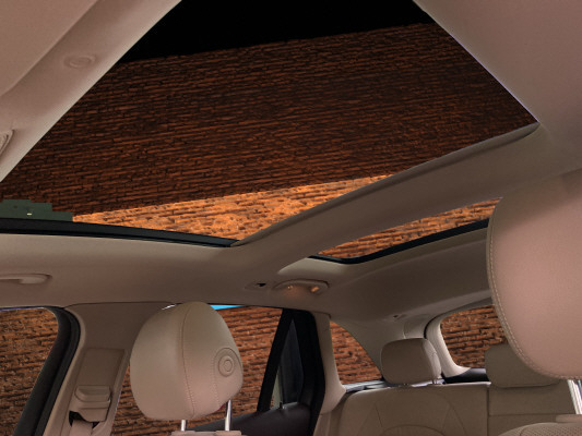 MERCEDES-BENZ GLC 300 4Matic-image-9