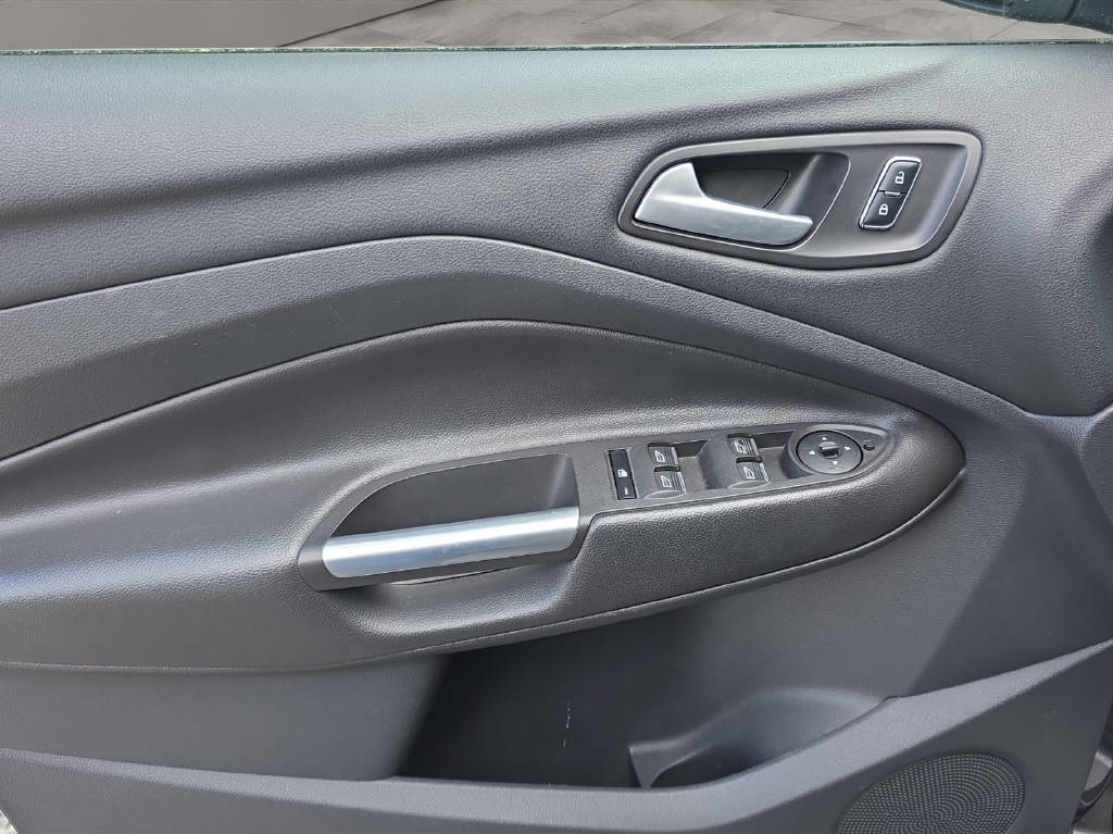 FORD Kuga 2.0 TDCi 150 Carving FPS-image-11