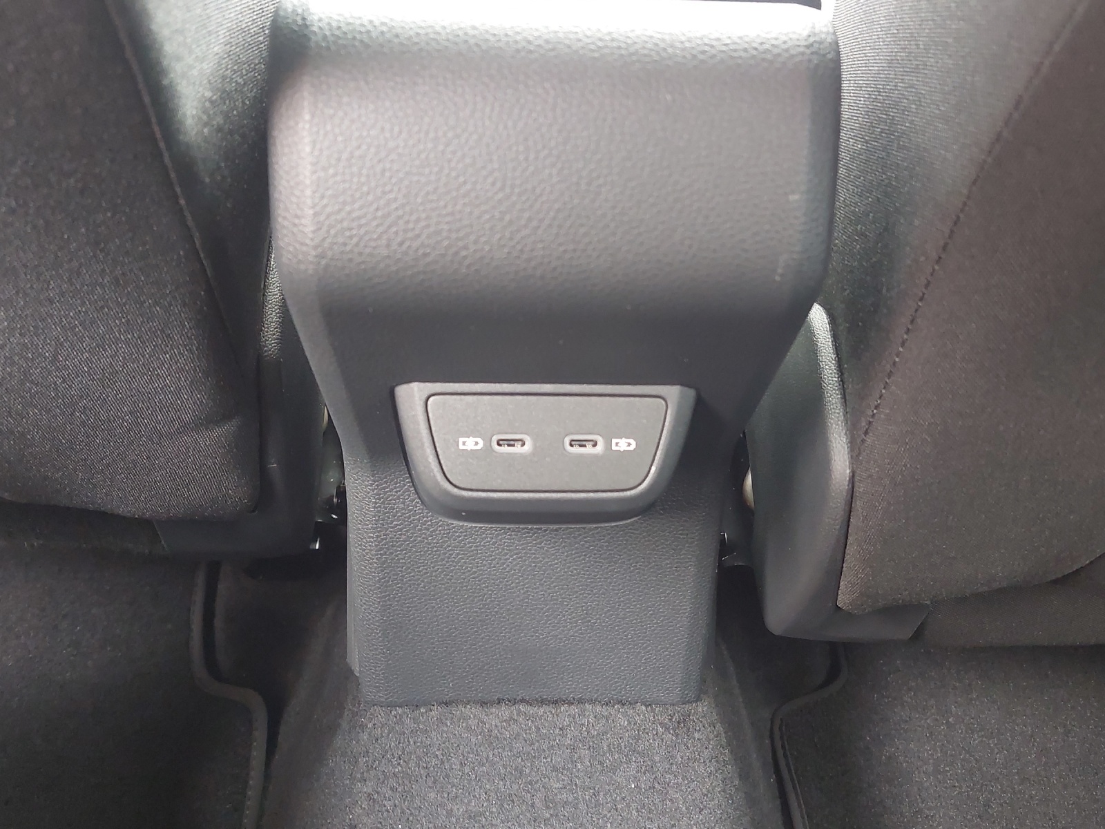 VW Polo 1.0 TSI Life DSG-image-10