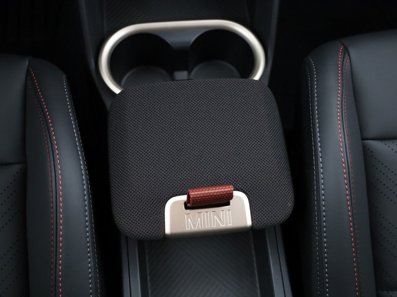 MINI Countryman S ALL4 Steptronic-image-18