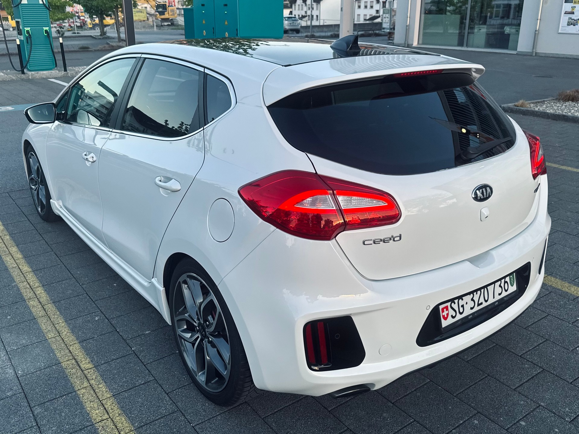 KIA 1.6 GDi Turbo GT-image-3
