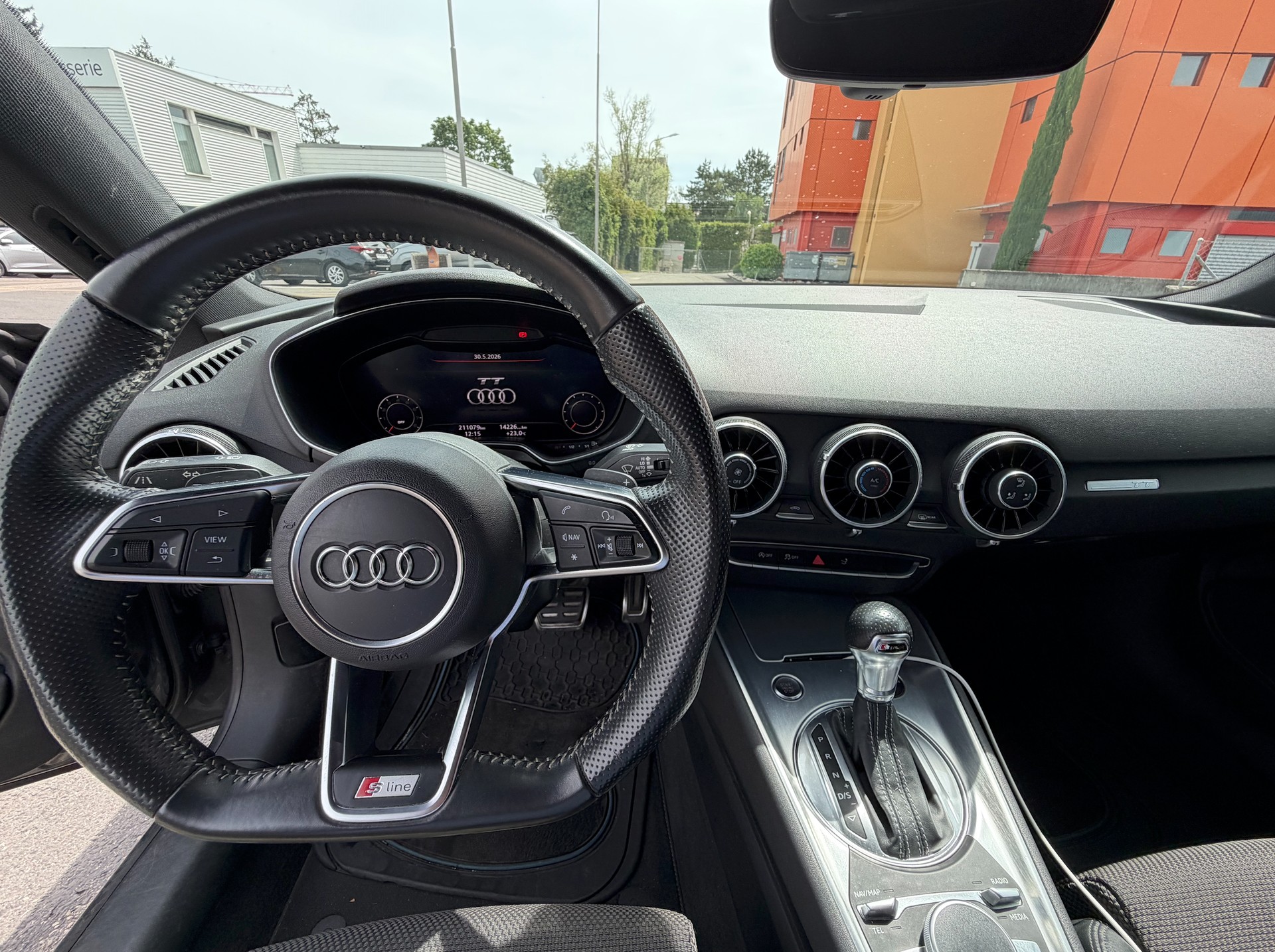 AUDI 2.0 TFSI S-Tronic-image-5