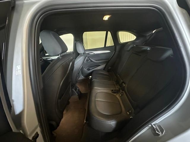 BMW X1 20i xDrive-image-5