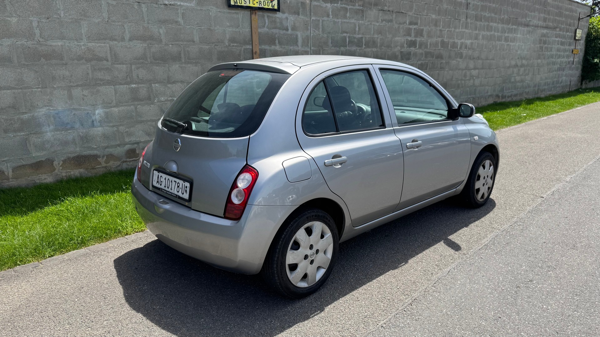 NISSAN Micra 1.4 AUTOMAT-image-1