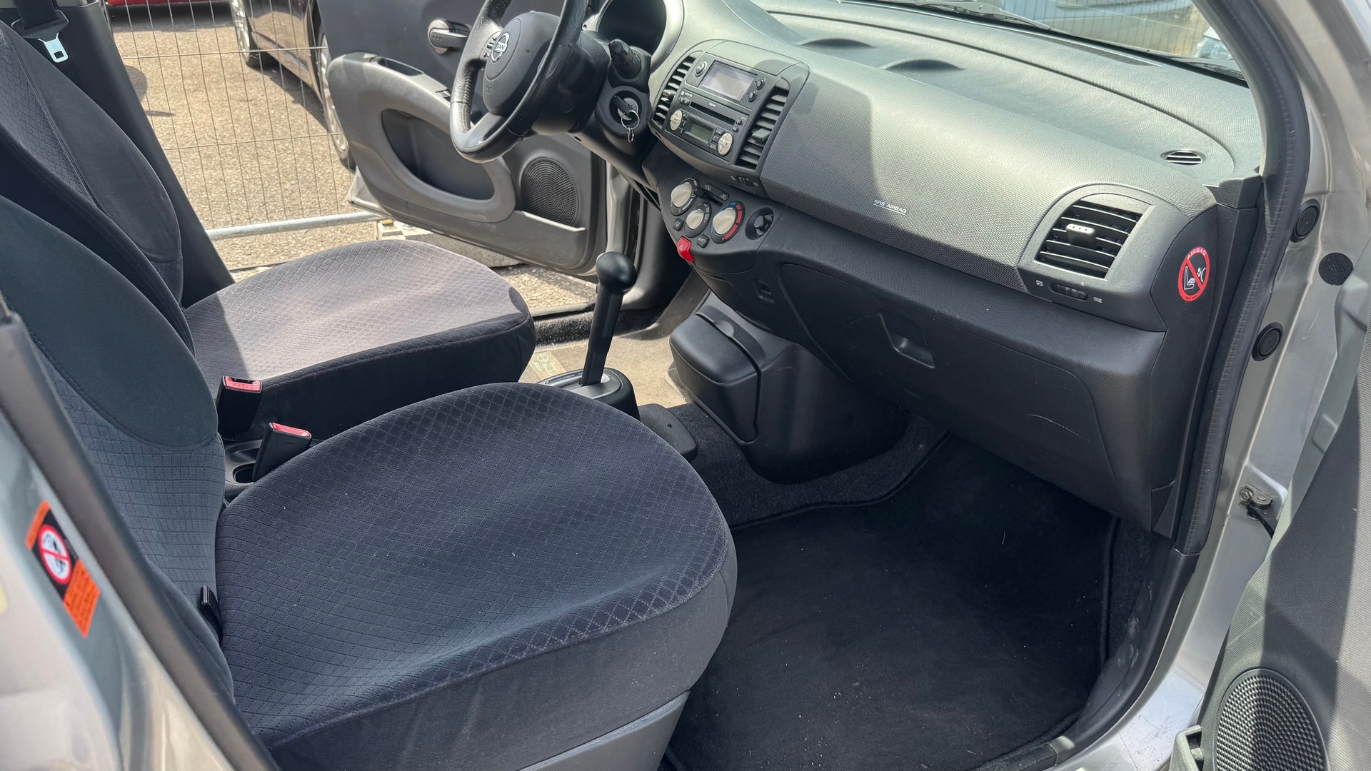 NISSAN Micra 1.4 AUTOMAT-image-4