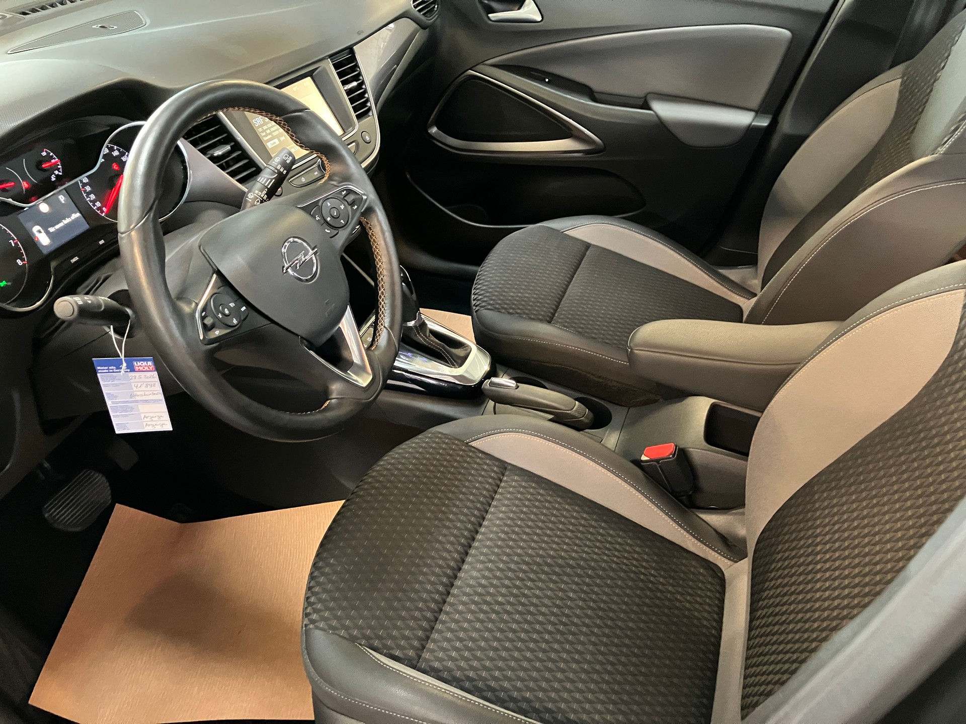 OPEL Crossland X 1.2i Enjoy Automatik-image-17