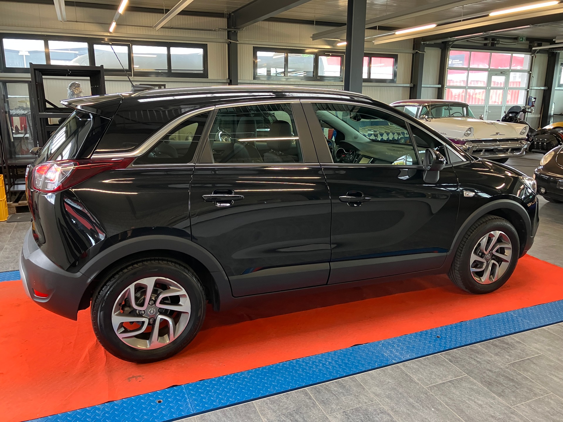 OPEL Crossland X 1.2i Enjoy Automatik-showroom-element-1