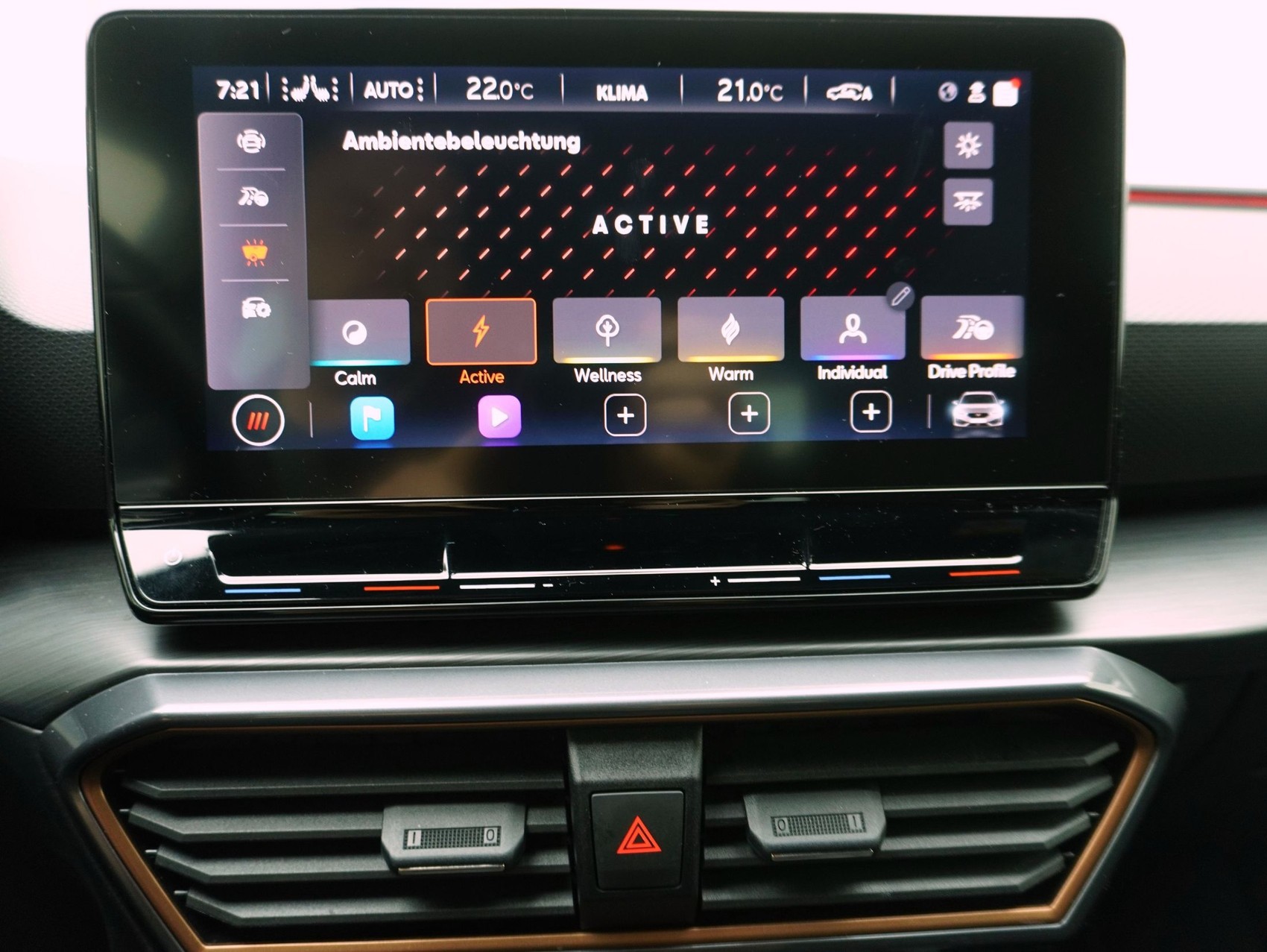 CUPRA Leon ST 2.0 TSI DSG-image-21