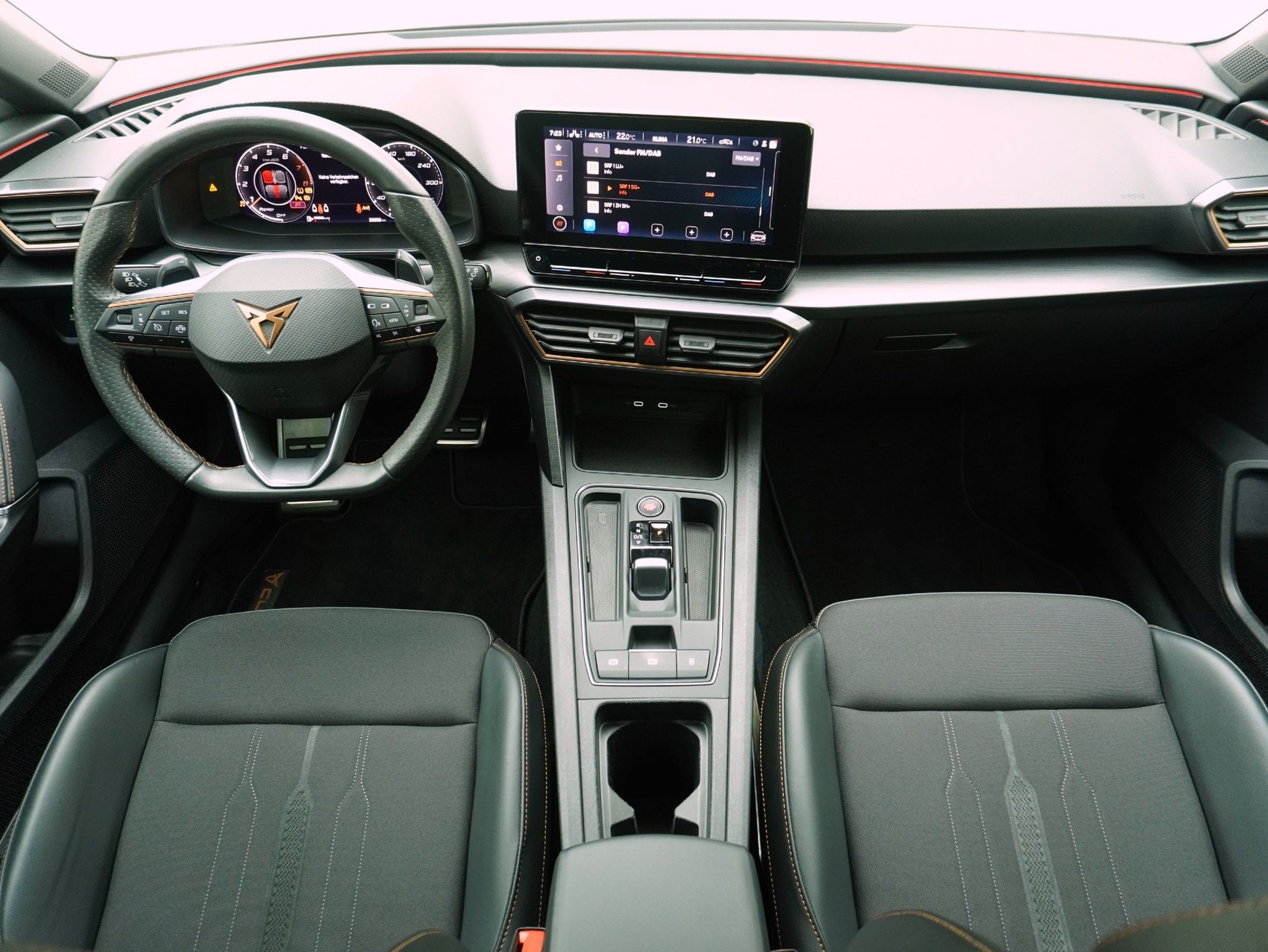 CUPRA Leon ST 2.0 TSI DSG-image-14