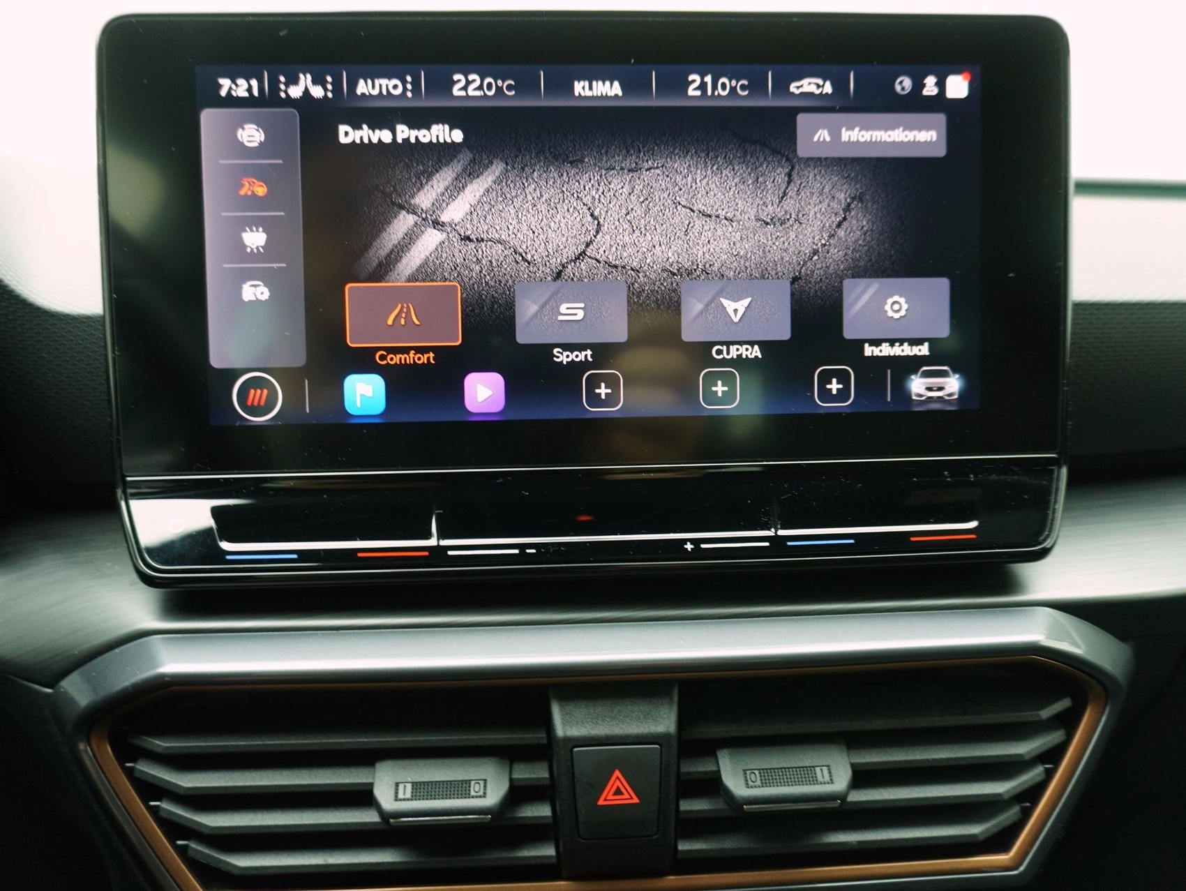 CUPRA Leon ST 2.0 TSI DSG-image-20