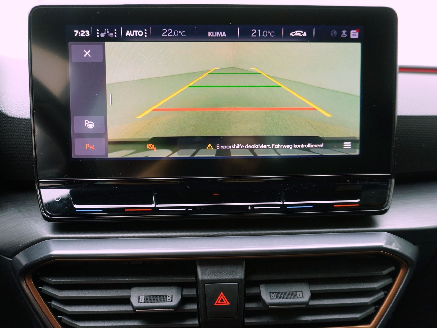CUPRA Leon ST 2.0 TSI DSG-image-18