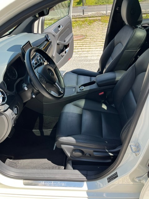MERCEDES-BENZ B 200 BlueEF-image-4