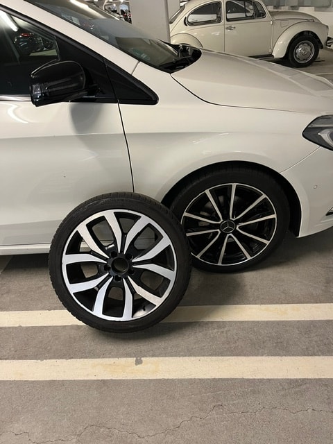MERCEDES-BENZ B 200 BlueEF-image-5