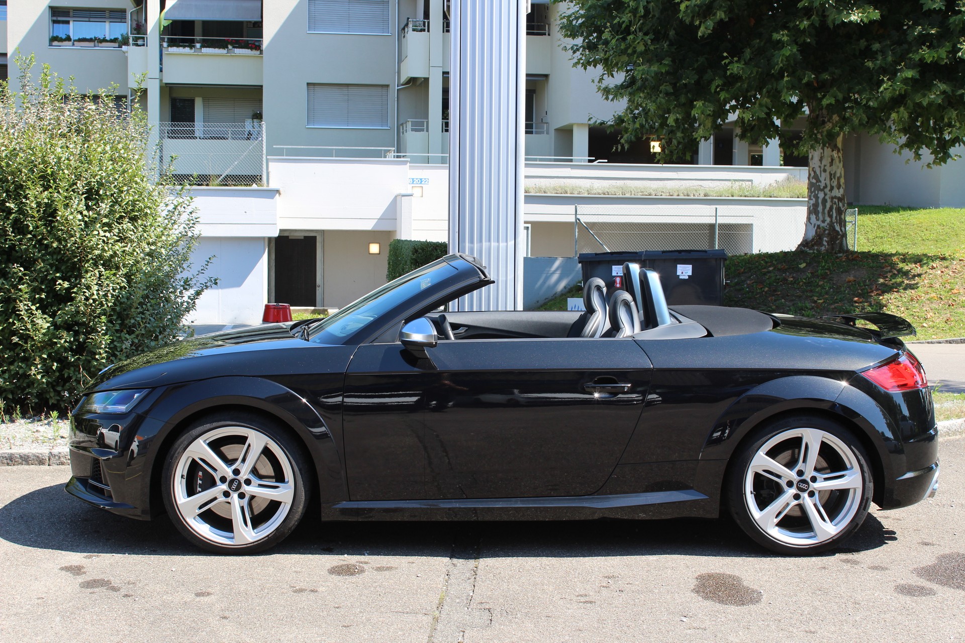 AUDI TTS Roadster 2.0 TFSI quattro S-tronic-image-2