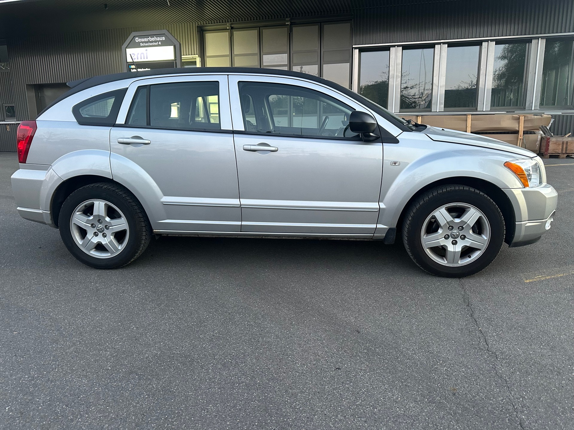 DODGE Caliber 2.0 SXT CVT-image-4