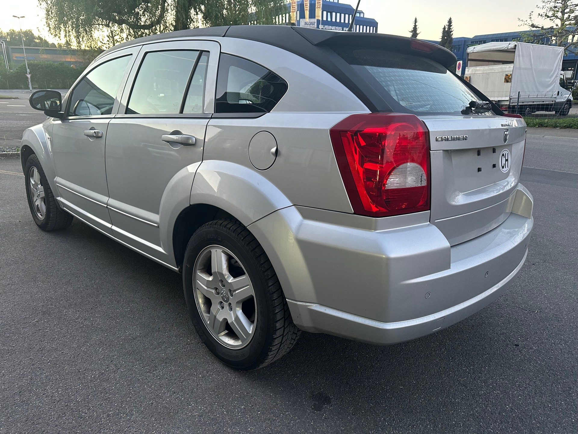 DODGE Caliber 2.0 SXT CVT-image-7