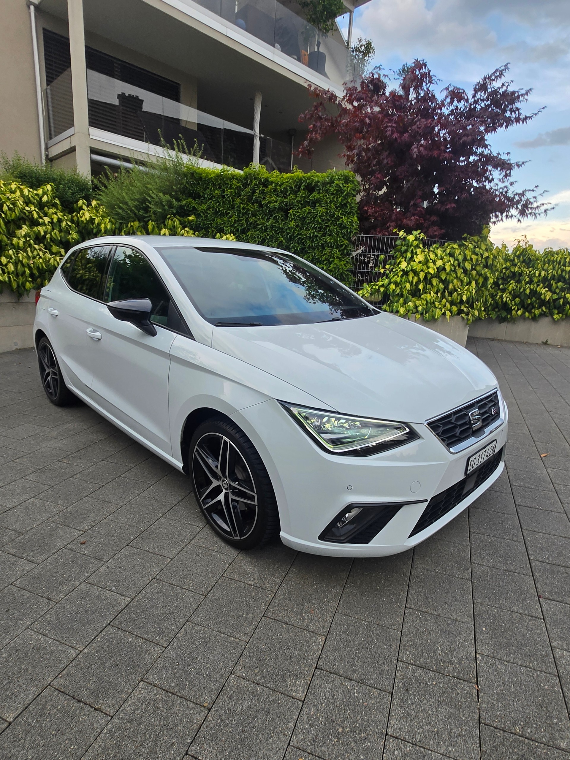 SEAT FR 1.5 TURBO DSG-Automat-image-0