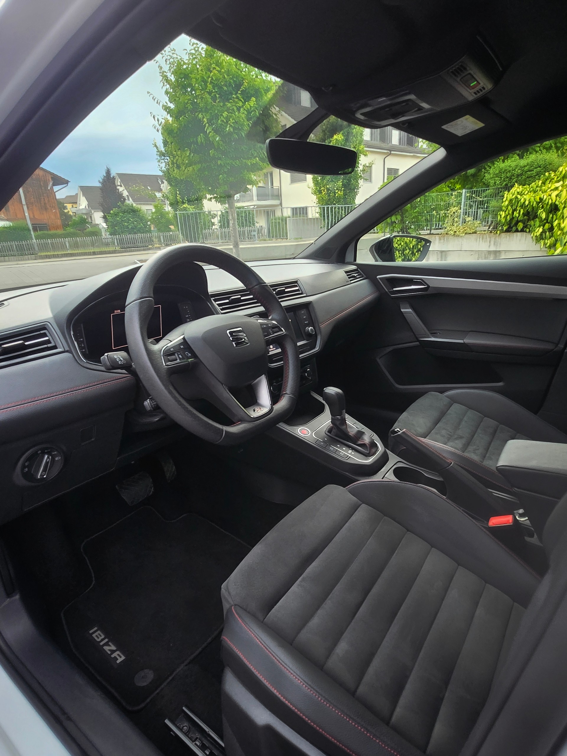 SEAT FR 1.5 TURBO DSG-Automat-image-1