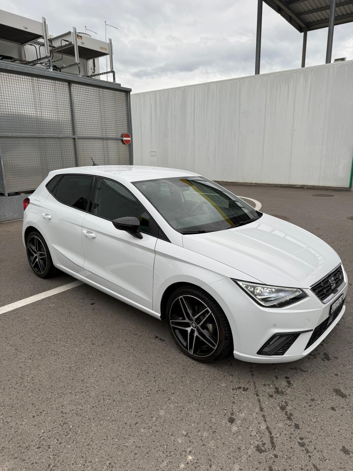 SEAT FR 1.5 TURBO DSG-Automat-image-0