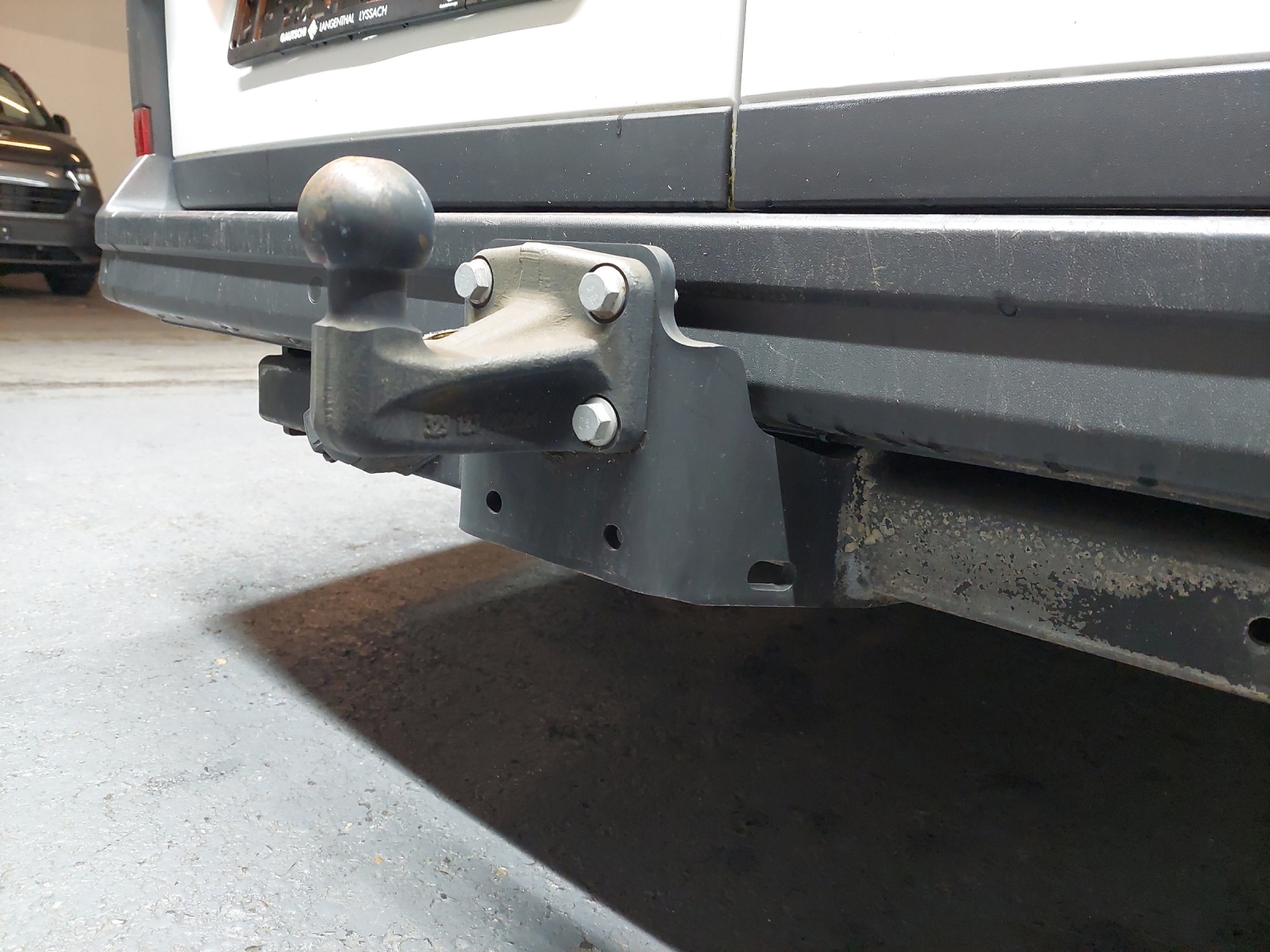 VW Crafter 35 2.0 TDI L4 4Motion-image-11