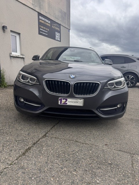BMW 220i SAG Cabrio-image-1