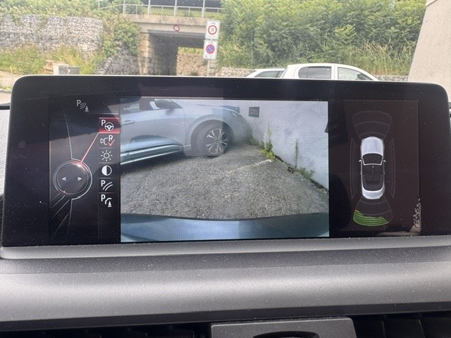 BMW 220i SAG Cabrio-image-7