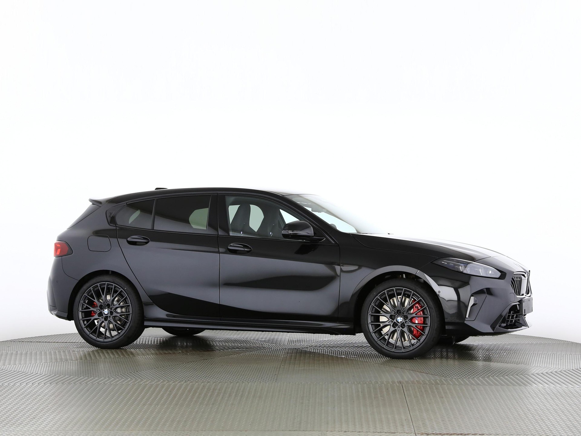 BMW 123 xDrive-image-24