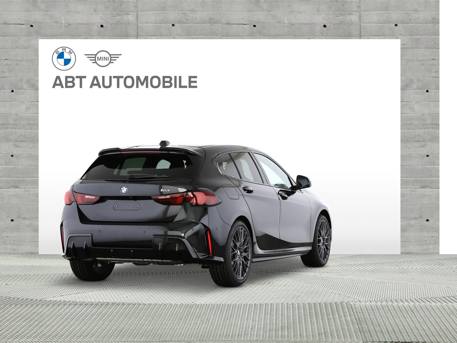 BMW 123 xDrive-image-2