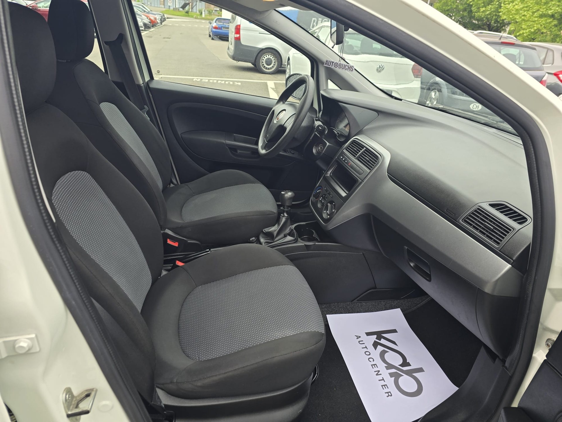 FIAT Punto 1.2 Pop Star-image-12