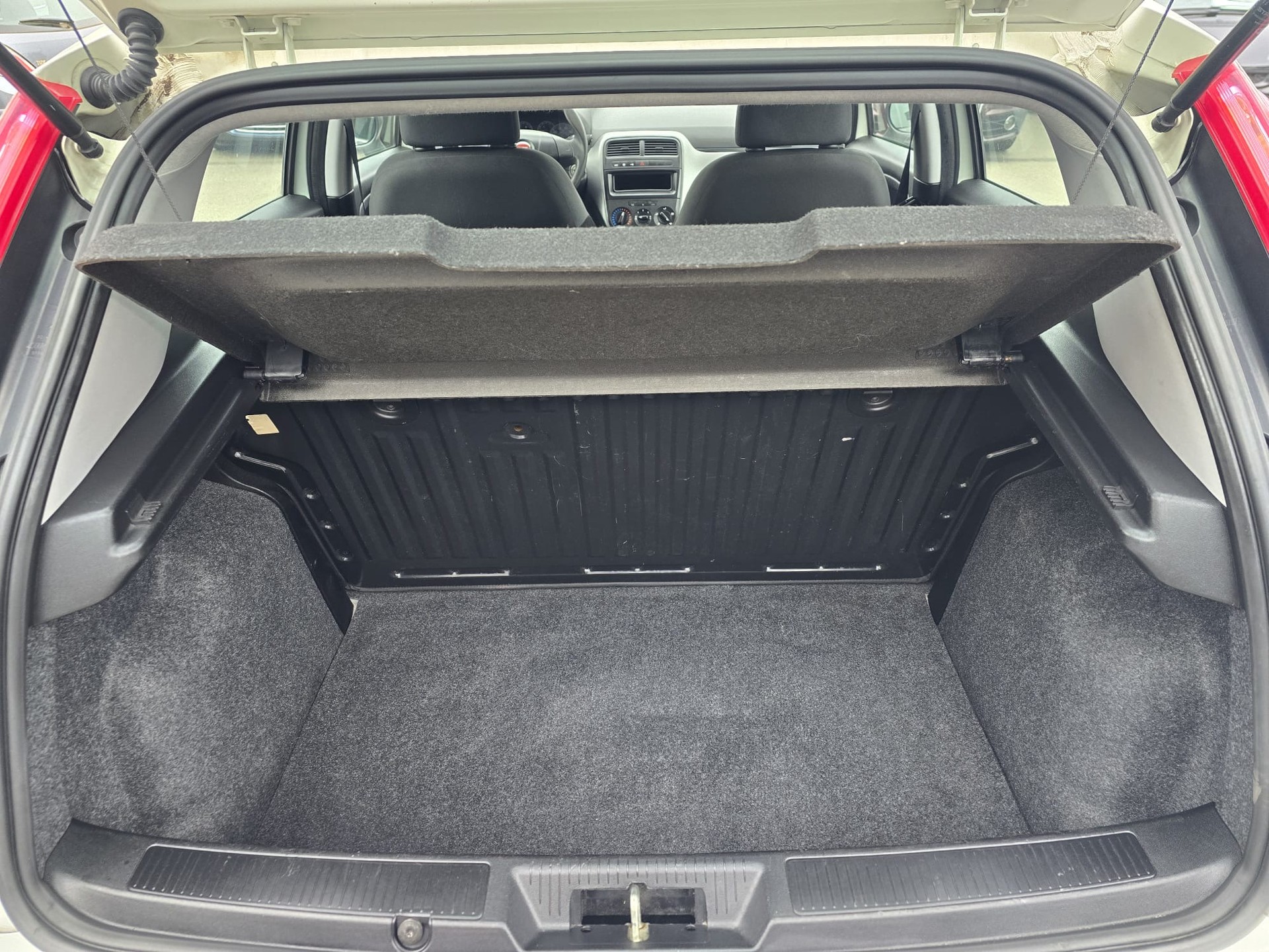 FIAT Punto 1.2 Pop Star-image-16